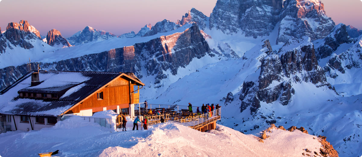 Montaña nevada en Cortina d'Ampezzo